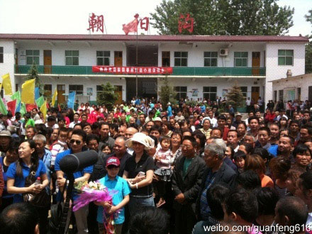 我校学生又成焦点人物 (https://www.hnyixiao.cn/) 校内新闻 第4张