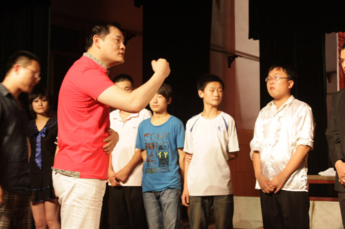 王彤老师到校指导 (https://www.hnyixiao.cn/) 校内新闻 第1张