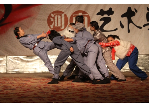 舞蹈班汇报演出 (https://www.hnyixiao.cn/) 校内新闻 第3张