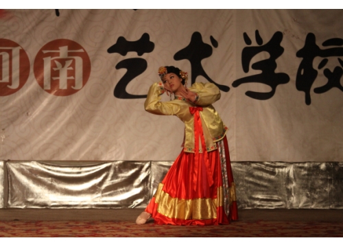 舞蹈班汇报演出 (https://www.hnyixiao.cn/) 校内新闻 第39张