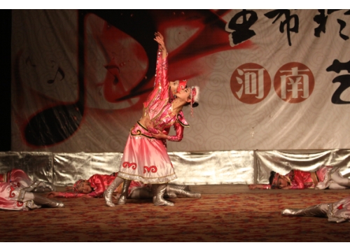 舞蹈班汇报演出 (https://www.hnyixiao.cn/) 校内新闻 第53张