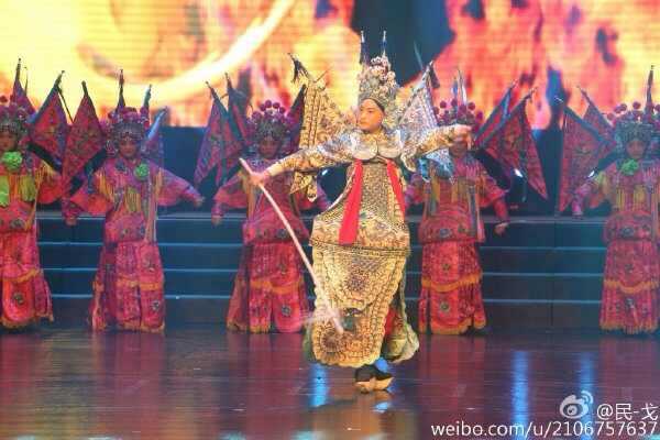 我校学生参加时尚新春音乐会 (https://www.hnyixiao.cn/) 校内新闻 第4张