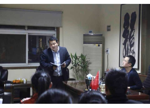 来自深圳的白总夫妇对我校教师的资助 (https://www.hnyixiao.cn/) 校内新闻 第2张