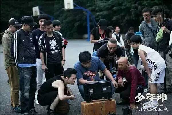 我校学生李佳奇、柳希龙领衔主演电影《少年班》于6月19日上映 (https://www.hnyixiao.cn/) 校内新闻 第8张