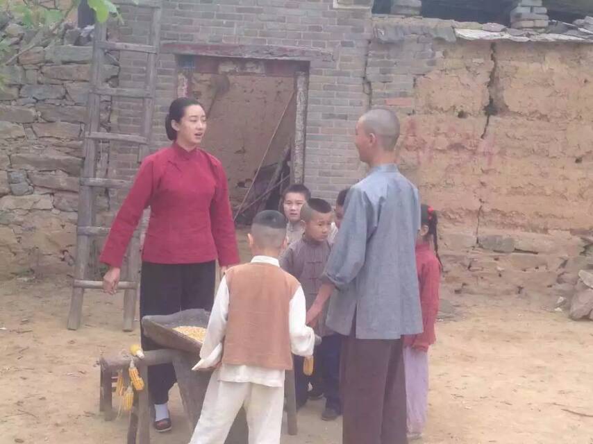 微电影《回家》我校学生获得最佳配角奖 (https://www.hnyixiao.cn/) 校内新闻 第4张