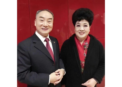 著名豫剧表演艺术家王希玲第五次登上央视2017春节戏曲晚会 (https://www.hnyixiao.cn/) 校内新闻 第9张