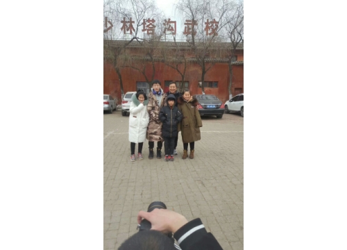 王希玲艺校学生参加河南电视台二零一八春晚录制 (https://www.hnyixiao.cn/) 校内新闻 第6张