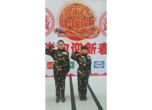 王希玲艺校学生参加河南电视台二零一八春晚录制 (https://www.hnyixiao.cn/) 校内新闻 第8张
