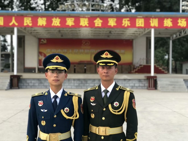 骄傲！自豪！国庆阅兵我在天安门广场第一排 (https://www.hnyixiao.cn/) 校内新闻 第1张