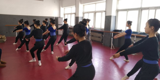 省内具有学历教育的“戏曲公益宏志班”开班至今是什么样子 (https://www.hnyixiao.cn/) 校内新闻 第1张