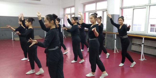 省内具有学历教育的“戏曲公益宏志班”开班至今是什么样子 (https://www.hnyixiao.cn/) 校内新闻 第9张