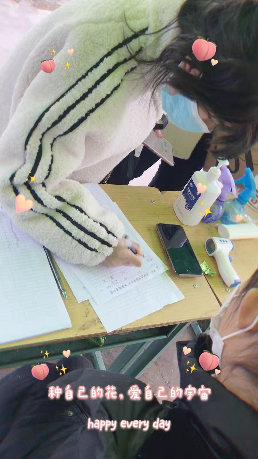 新学期报到第一天，校领导安排学生有序返校 (https://www.hnyixiao.cn/) 校内新闻 第10张