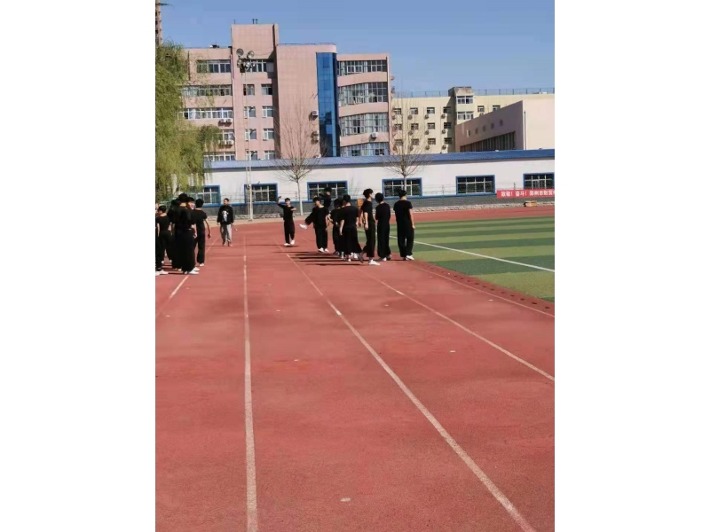 新校园的课堂 (https://www.hnyixiao.cn/) 校内新闻 第3张