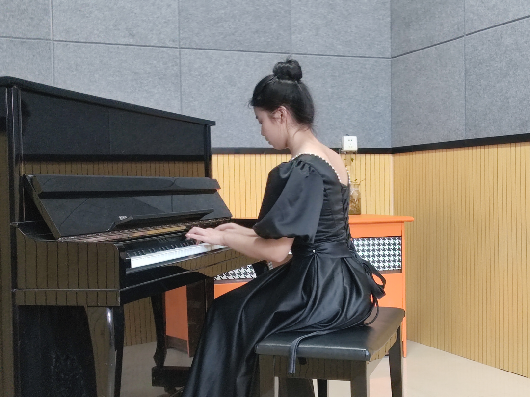 2022-2023学年第二学期期末考试圆满结束 (https://www.hnyixiao.cn/) 校内新闻 第7张