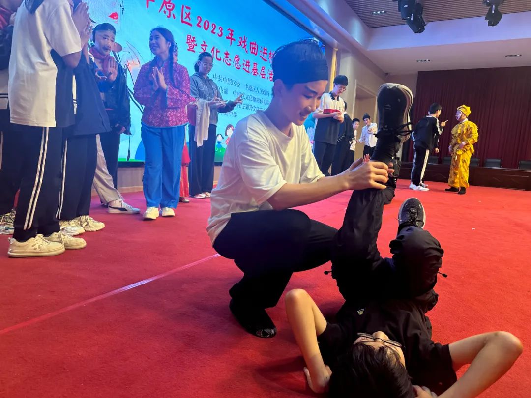 来吧！郑艺更懂你 | 郑州音乐艺术中专2025招生简章 (https://www.hnyixiao.cn/) 新闻中心 第18张