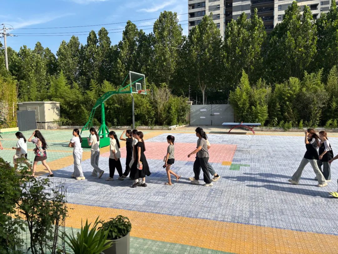 搬新校 谱新篇 | 郑艺师生集体参观新校区 (https://www.hnyixiao.cn/) 新闻中心 第9张